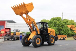 Погрузчик фронтальный Lonking CDM853GN